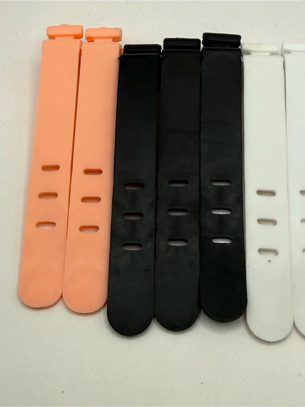 Silicone Cable Ties lot (10) Reusable for Earphones - Phone Chargers and more